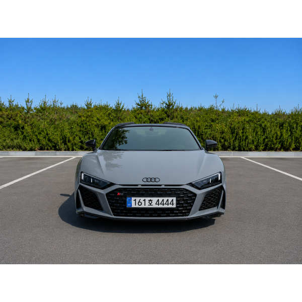 23년식 아우디 R8 스파이더