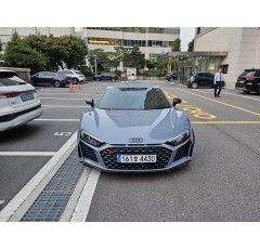 23년식 아우디 R8 쿠페