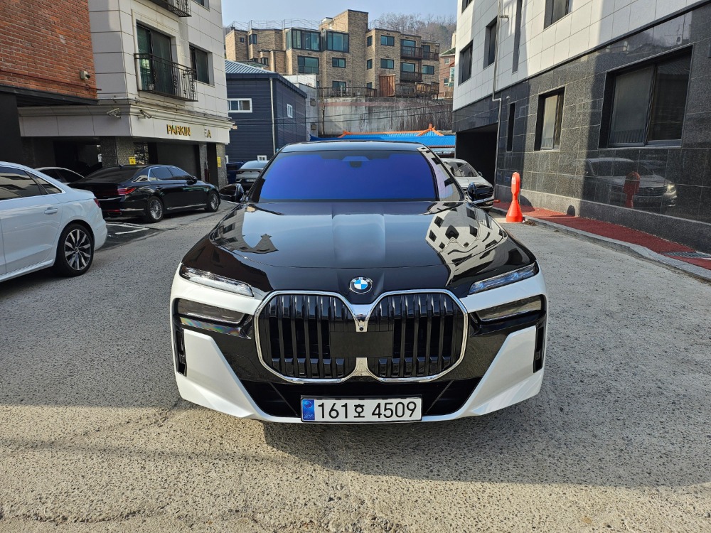 25년식 BMW 740i