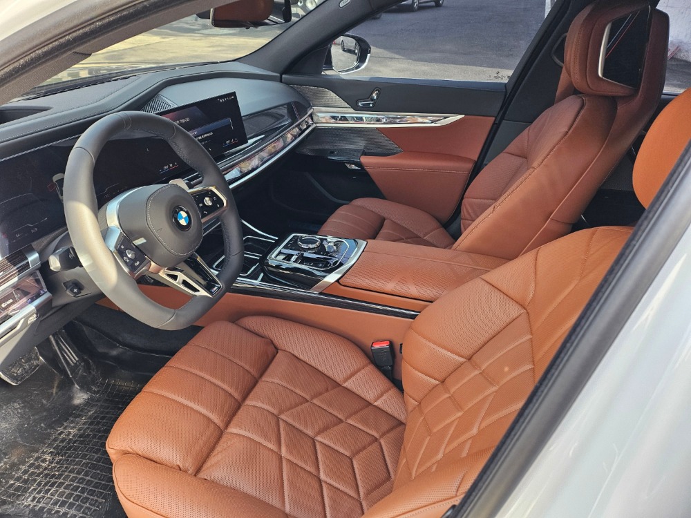25년식 BMW 740i