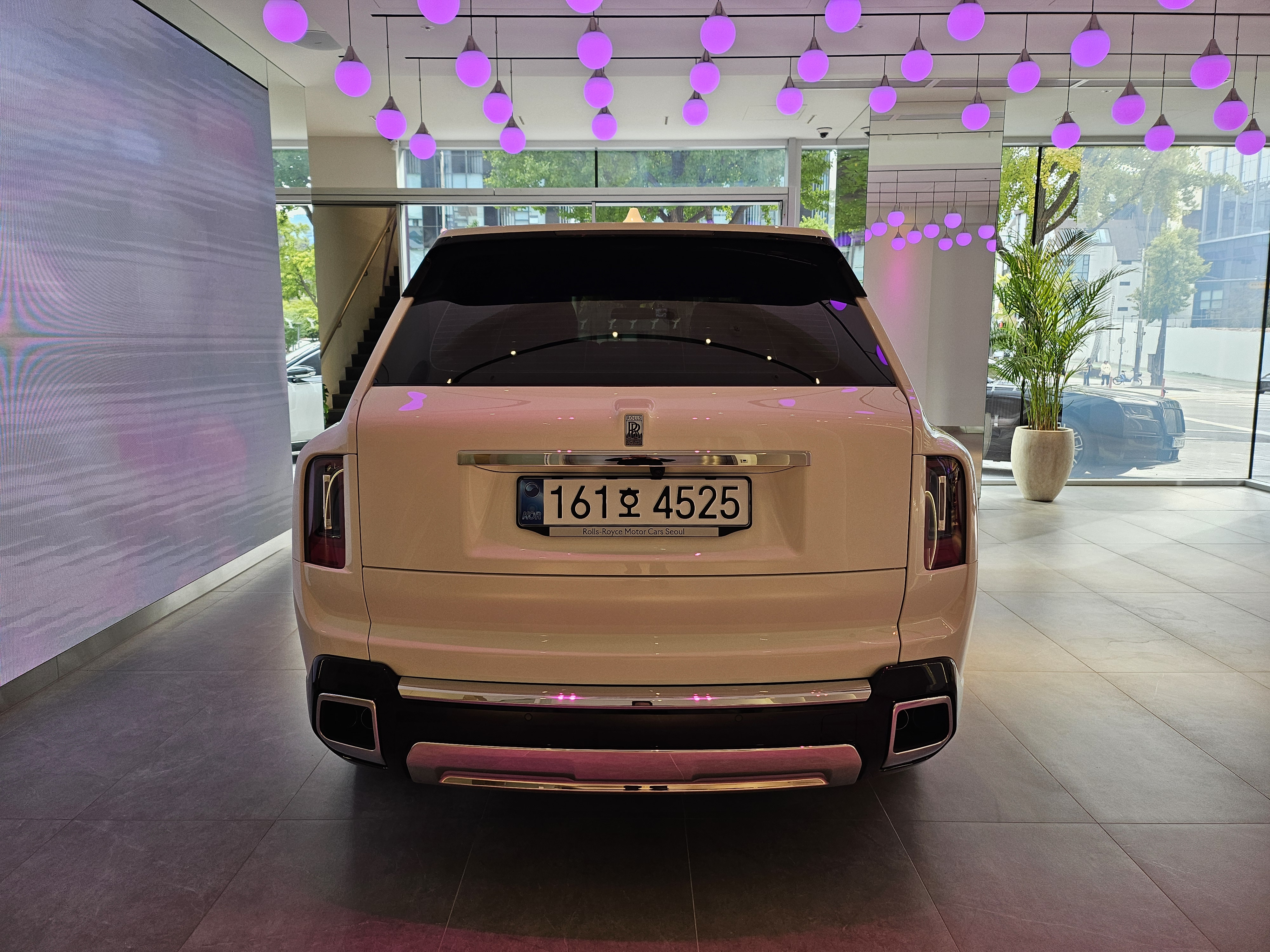 25년식 롤스로이스 컬리넌 시리즈2